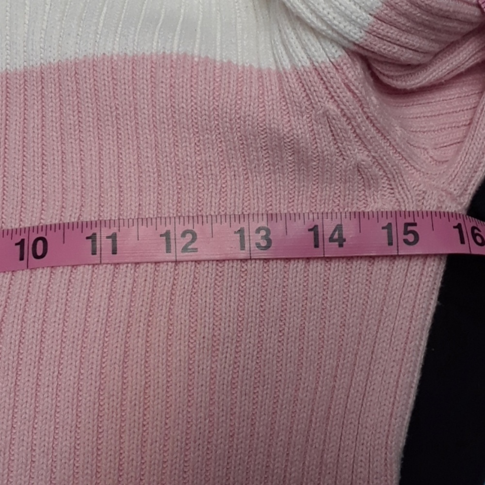 Pink Colorblock Sweater, size M - Picture 3 of 3